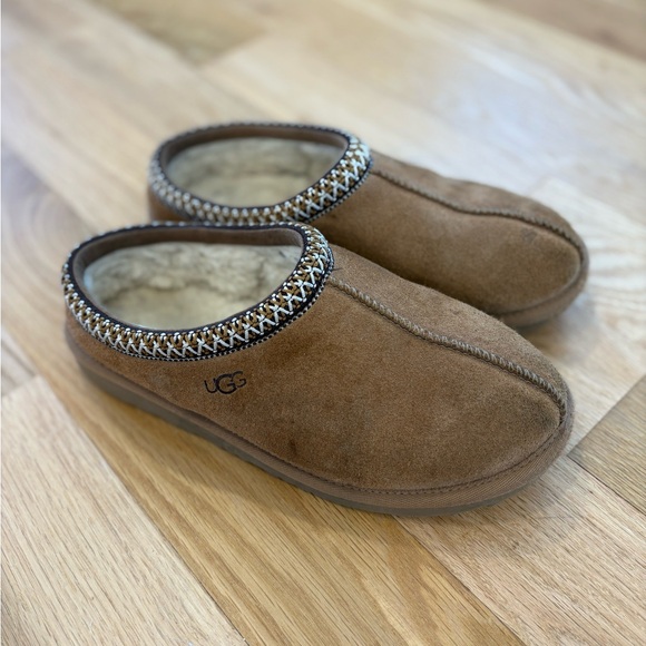 UGG Size 6Y Big Kid’s Tasman Slipper - Chestnut Brown - Picture 1 of 8